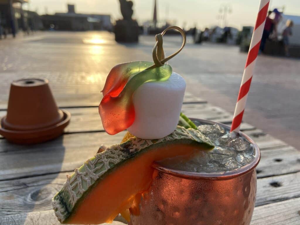 Cocktailabend – Freundesurlaub am Meer